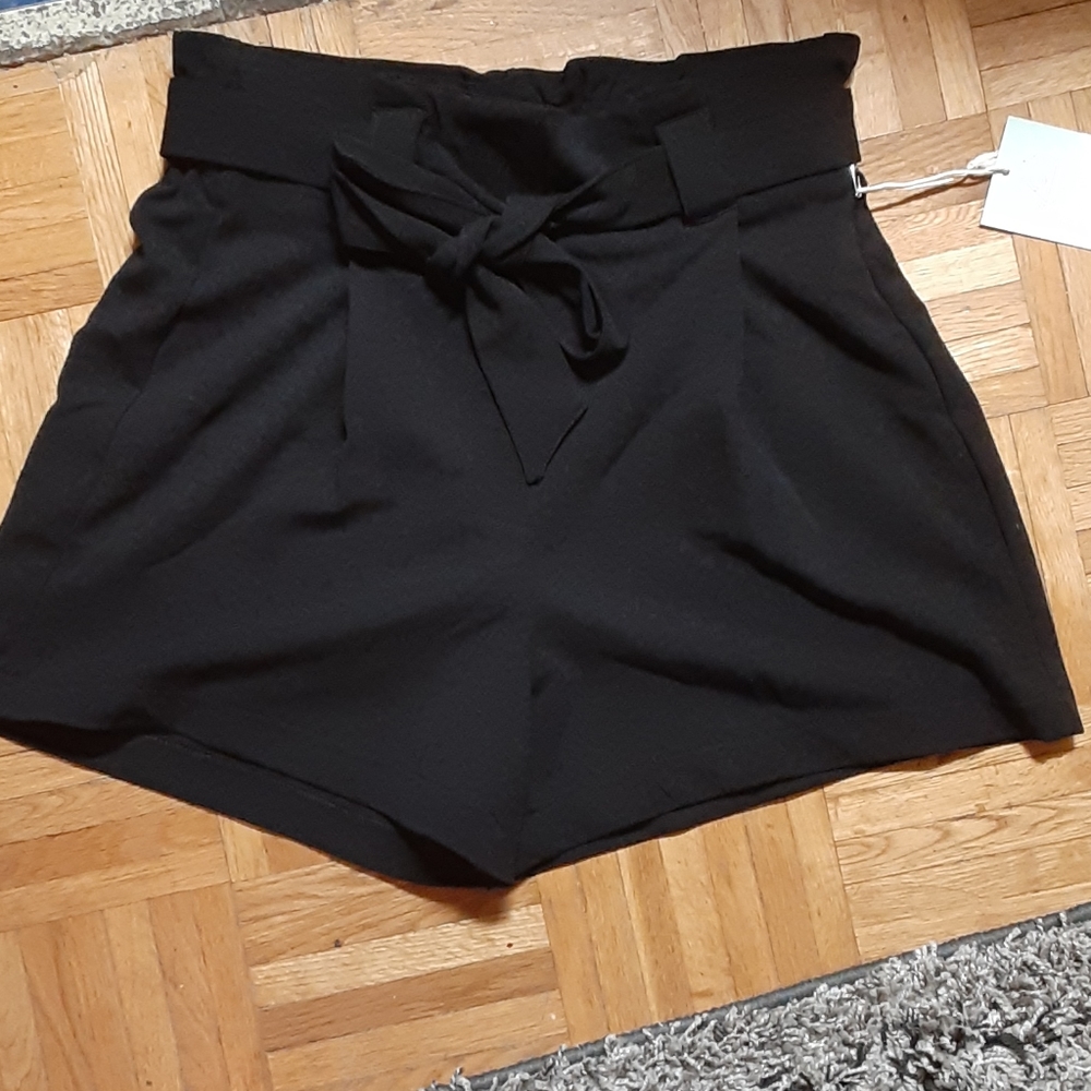 Black Paperbag Waist Shorts!